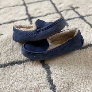 Ugg Moccasin slippers